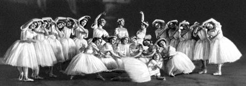 Сцена из балета «Сильфиды» («Шопениана») на муз. Ф. Шопена. Париж. 1909
