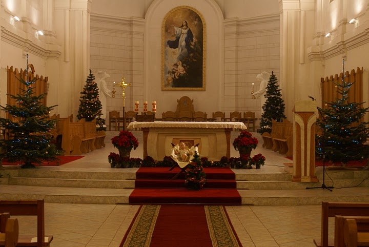 Рождественское убранство собора