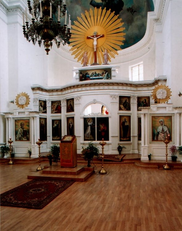 Интерьер церкви. Фото М. Мещанинова
