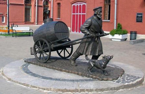 Скульптура «Водовоз», автор скульптуры Сергей Дмитриев