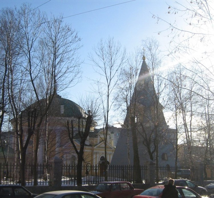 Свято-Троицкая церковь `Кулич и Пасха`