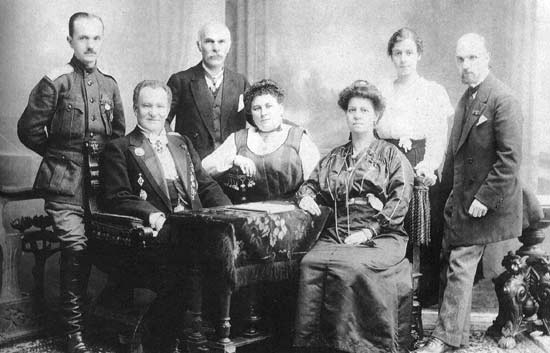 Карл Булла и его семья, 1900-е гг.