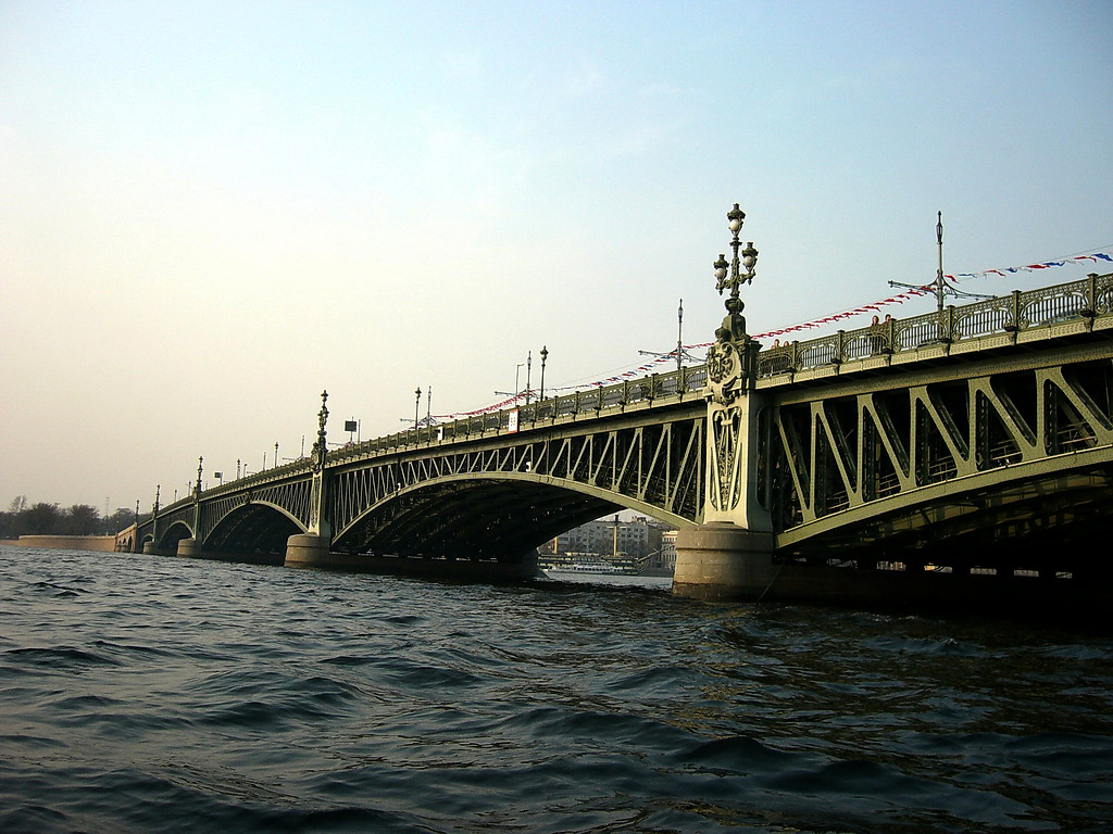 Tроицкий мост