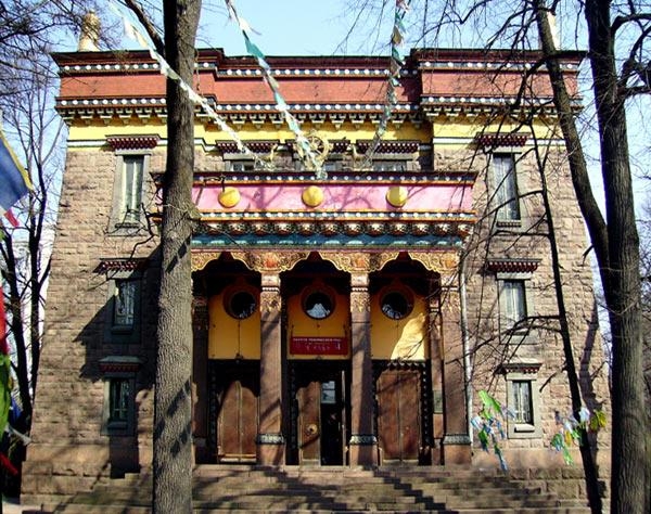 Буддийский храм «Дацан Гунзэчойнэй», Приморский пр, 91