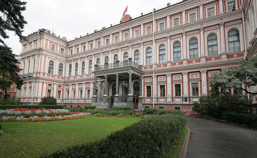 Николаевский  дворец (пл. Труда, 4). Арх. А. Штакеншнейдер