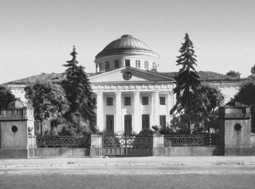 Таврический дворец, в церкви которого с 1835 г. служил прот. Герасим Павский