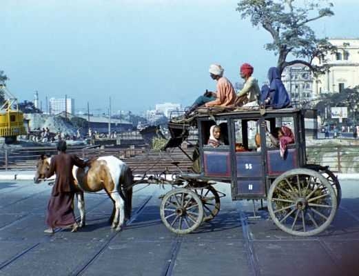 Бенгальцы на улицах Калькутты