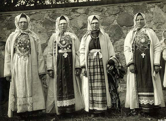 Финно-угорские женщины