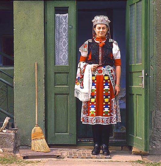 Молдаванка в национальном костюме